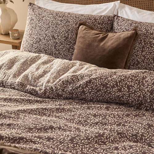 Perrie Leaf Muslin 100% Cotton Duvet Cover Set Chocolate
