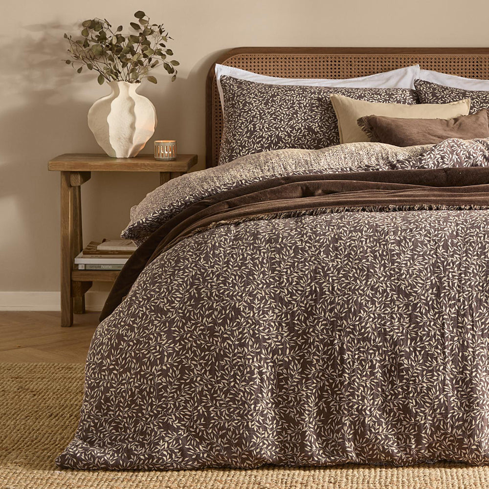 Perrie Leaf Muslin 100% Cotton Duvet Cover Set Chocolate