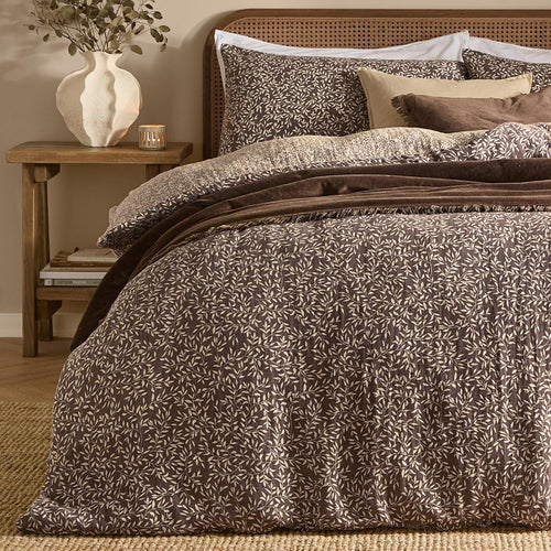 Perrie Leaf Muslin 100% Cotton Duvet Cover Set Chocolate