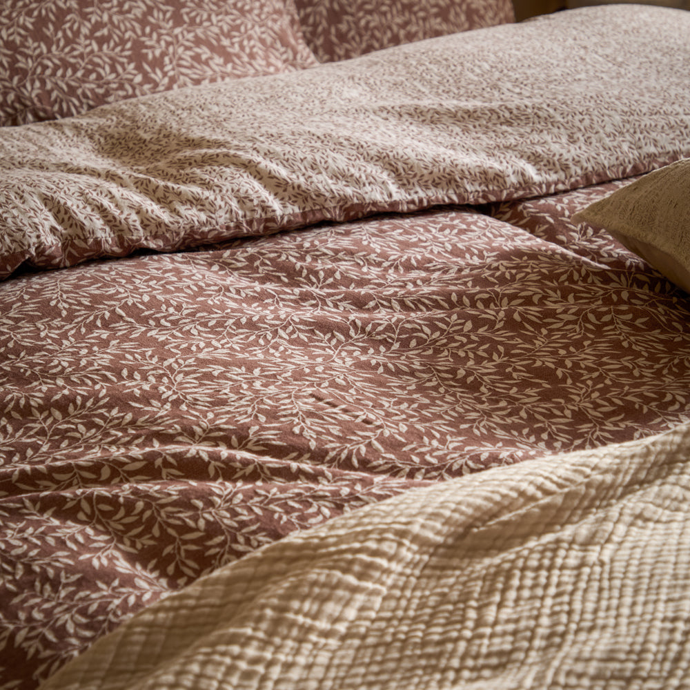 Perrie Leaf Muslin 100% Cotton Duvet Cover Set Cinnamon