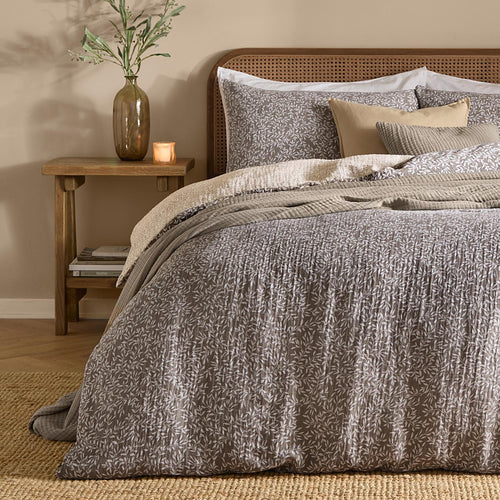 Perrie Leaf Muslin 100% Cotton Duvet Cover Set Mole