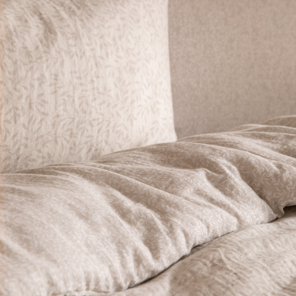 Perrie Leaf Muslin 100% Cotton Duvet Cover Set Natural