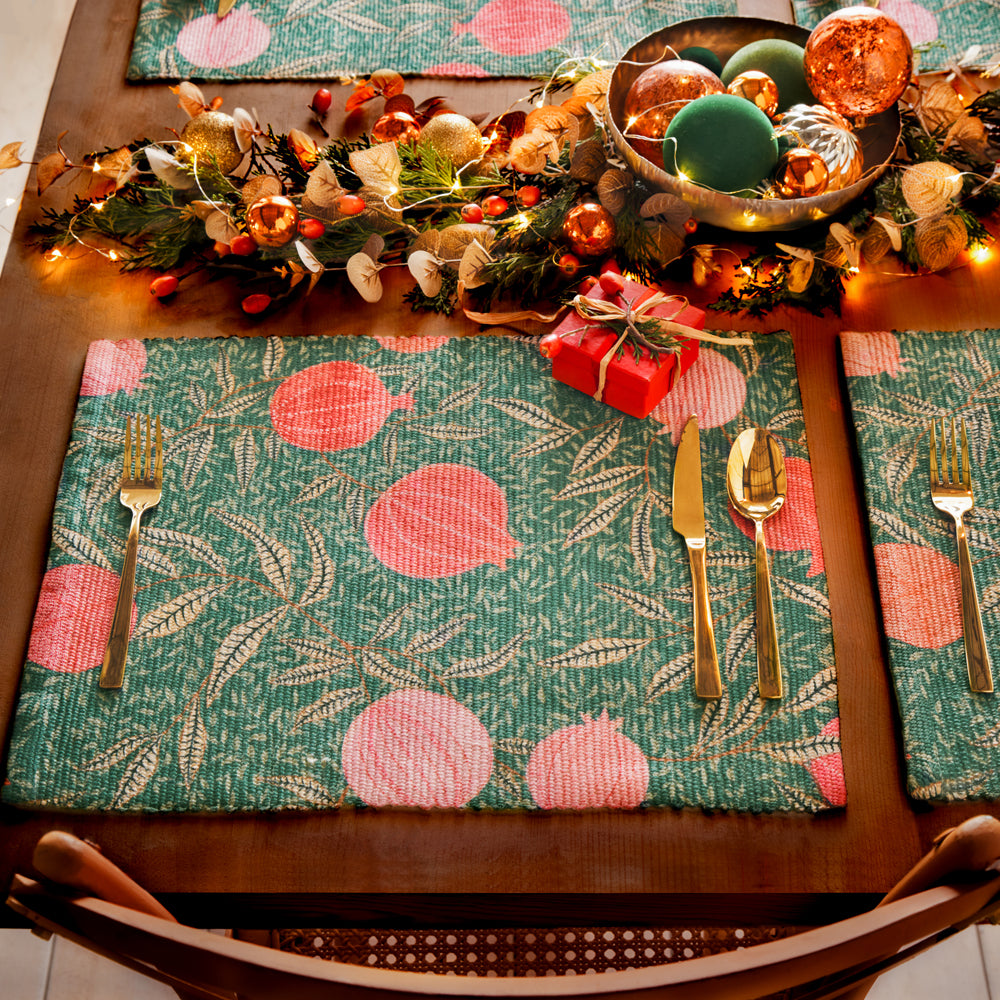 Pomegranate Set of 4 Christmas Festive Placemats Green
