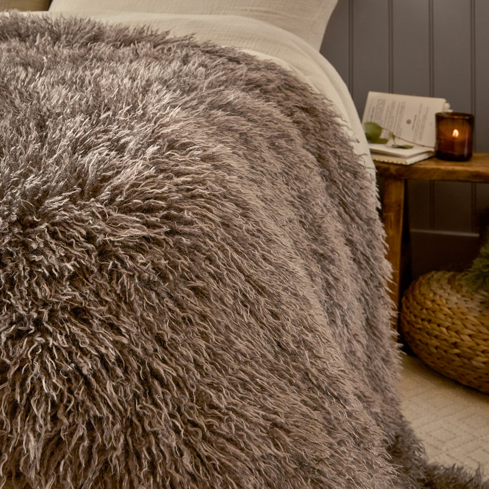 Rowan Faux Fur Throw Mocha