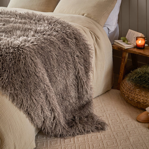 Rowan Faux Fur Throw Mocha