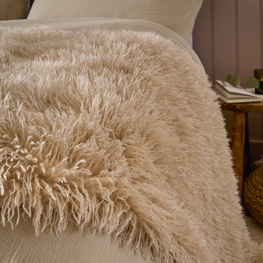 Rowan Faux Fur Throw Natural