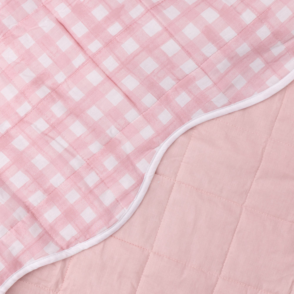 Scallop Quilted Bedspread Pink