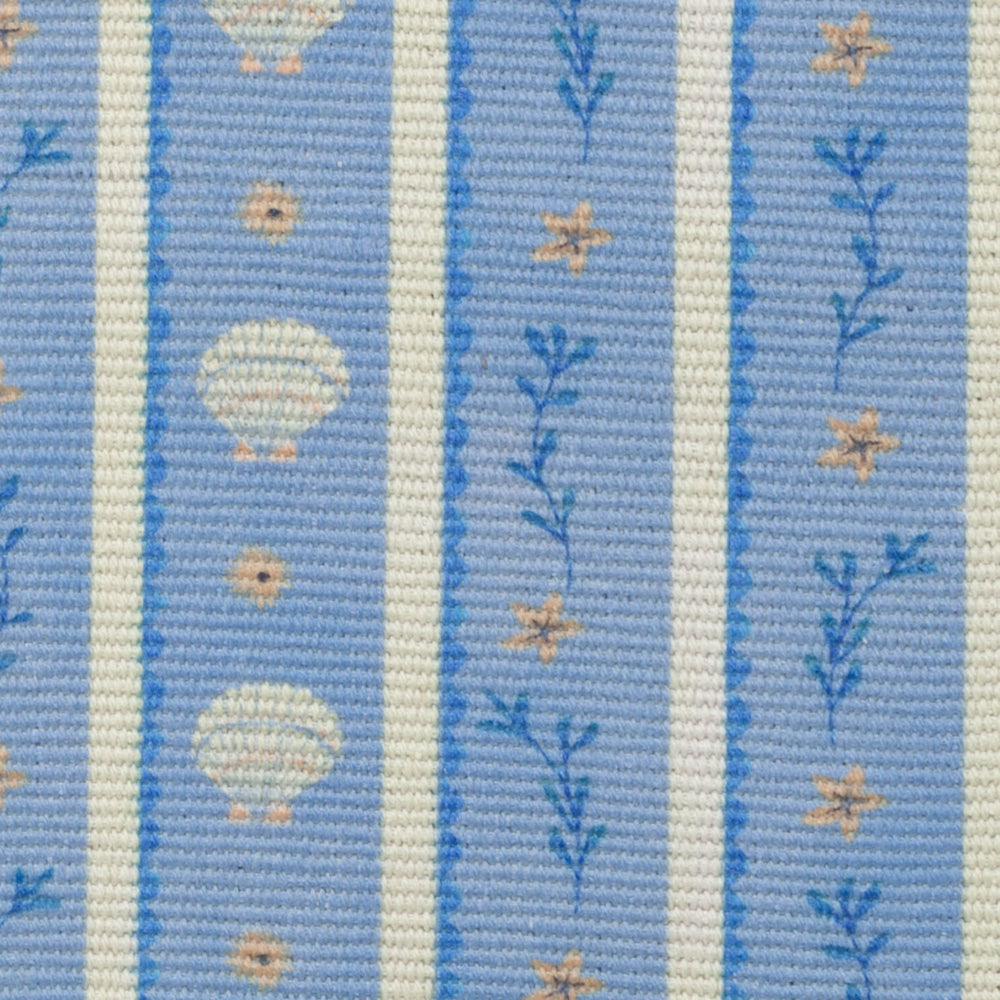 Sea Shells Indoor/Outdoor Table Runner Blue