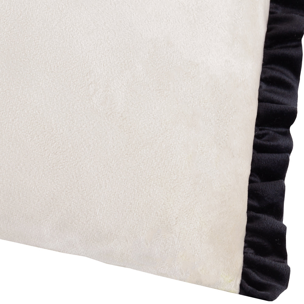 Tilly Velvet Cushion Lace/Black