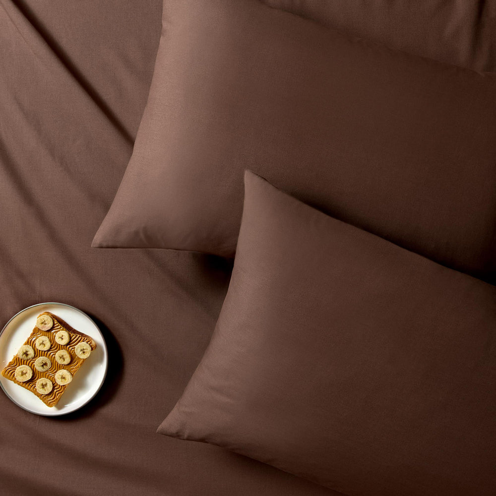 The Plain One Pillowcase Pair Chocolate