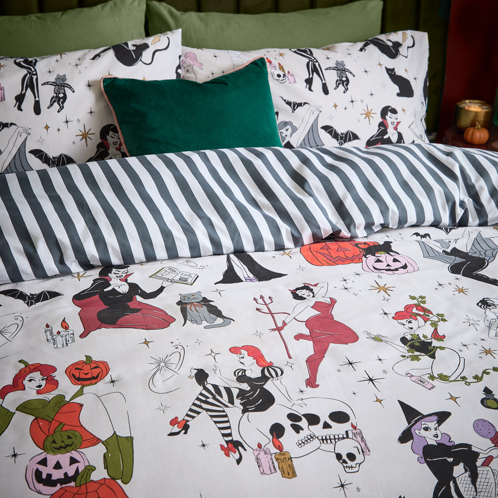 Trick or Treat Reversible Halloween Duvet Cover Set Monochrome