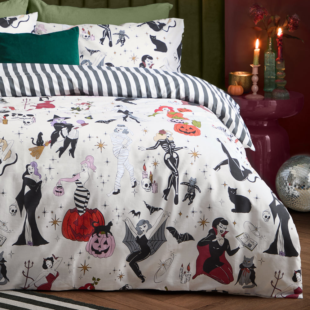 Trick or Treat Reversible Halloween Duvet Cover Set Monochrome