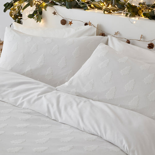  White Bedding - Tufted Tree Festive 100% Cotton Duvet Cover Set Snow Yard