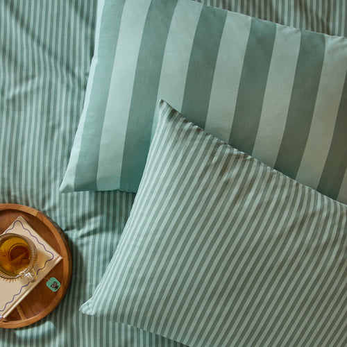 The Ultimate Stripe Reversible Pillowcase Pair Peppermint