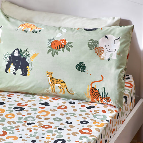 Animal Green Bedding - Wildlife Animal Print Fitted Bed Sheet Multicolour/Green little furn.