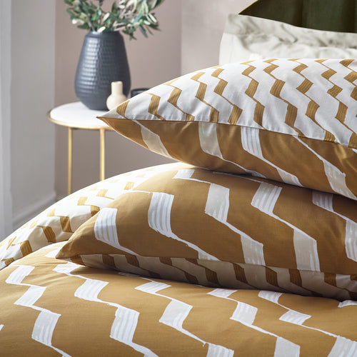 Abstract Yellow Bedding - Zabine Abstract Cotton Rich Reversible Duvet Cover Set Honey HÖEM